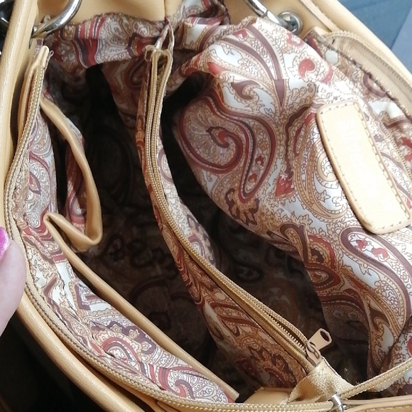 Silverake Tan Ostrich Embossed Vegan Leather With Sparkling Crystals ShoulderBag - Picture 11 of 15